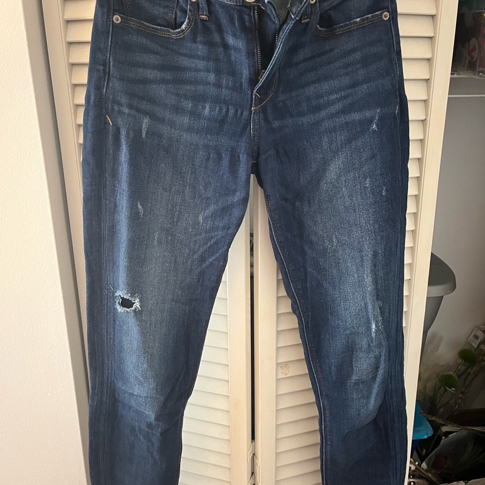 Express lightly distressed skinny jeans